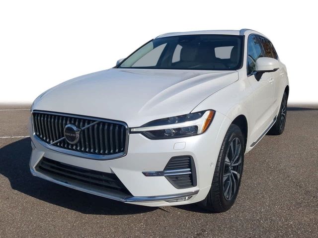 2023 Volvo XC60 Plus Bright Theme