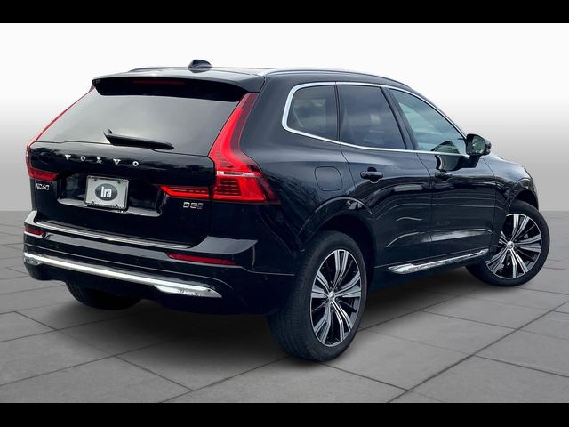 2023 Volvo XC60 Plus Bright Theme