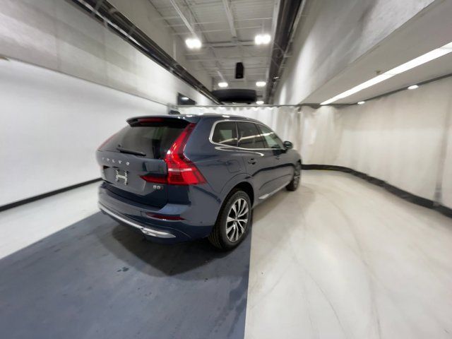 2023 Volvo XC60 Plus Bright Theme