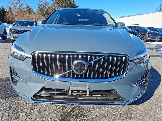 2023 Volvo XC60 Plus Bright Theme