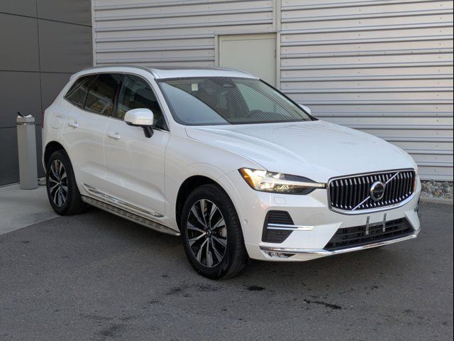 2023 Volvo XC60 Plus Bright Theme