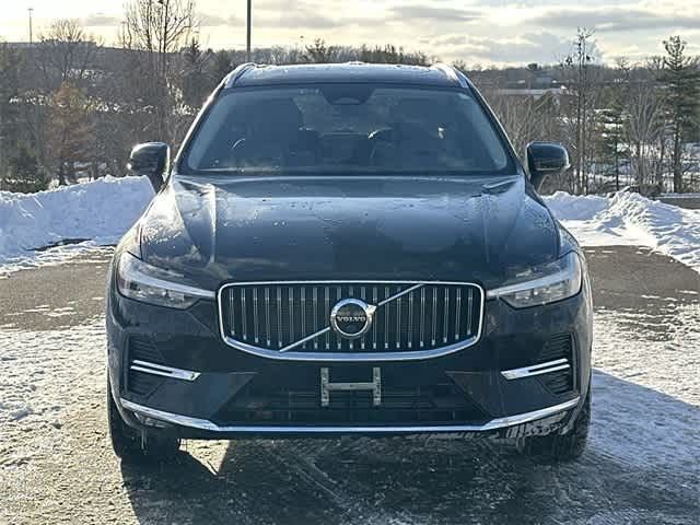 2023 Volvo XC60 Plus Bright Theme