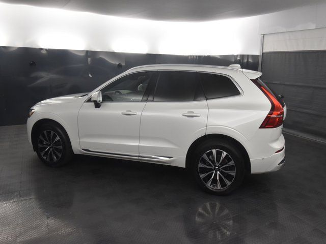 2023 Volvo XC60 Plus Bright Theme