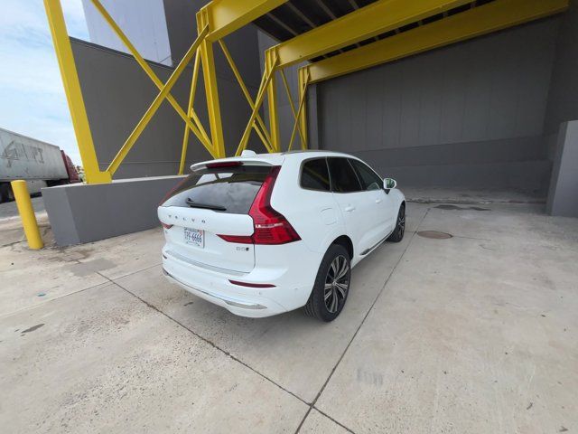 2023 Volvo XC60 Plus Bright Theme