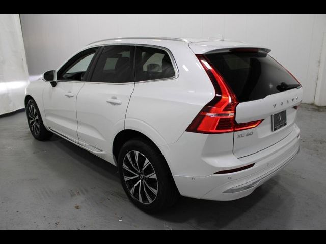 2023 Volvo XC60 Plus Bright Theme