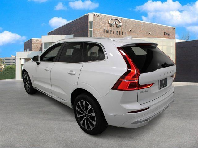 2023 Volvo XC60 Plus Bright Theme