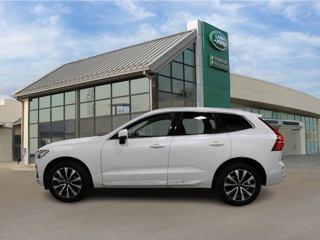 2023 Volvo XC60 Plus Bright Theme