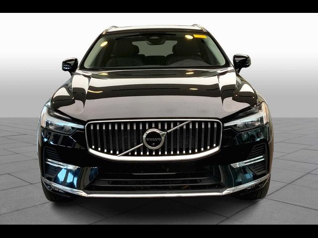 2023 Volvo XC60 Plus Bright Theme