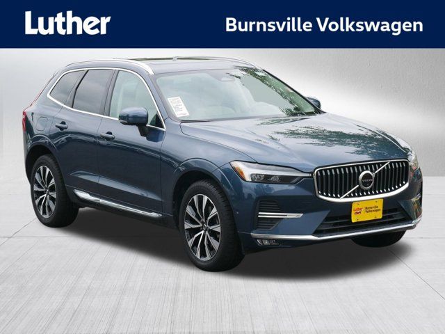 2023 Volvo XC60 Plus Bright Theme
