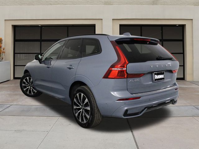 2023 Volvo XC60 Plus Dark Theme