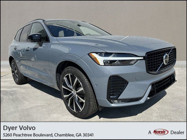 2023 Volvo XC60 Plus Dark Theme