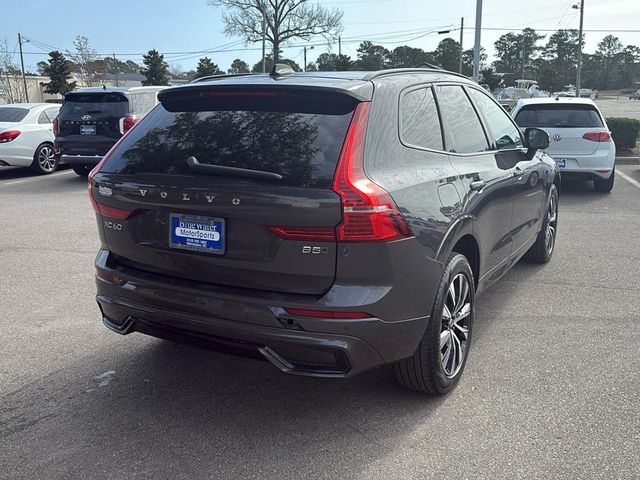 2023 Volvo XC60 Plus Dark Theme