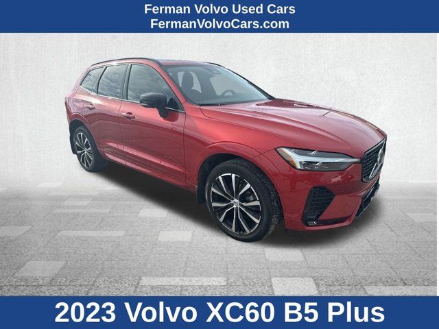 2023 Volvo XC60 Plus Dark Theme