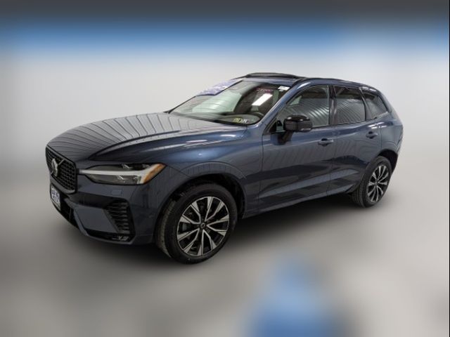 2023 Volvo XC60 Plus Dark Theme