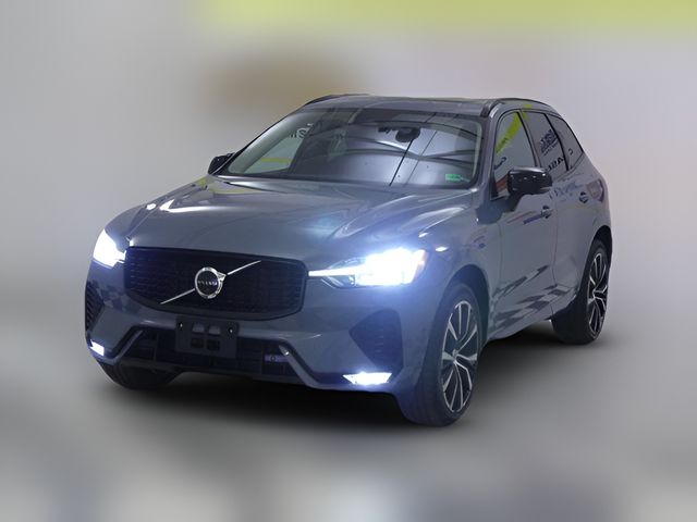 2023 Volvo XC60 Plus Dark Theme