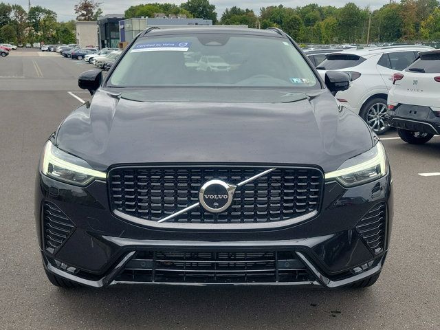 2023 Volvo XC60 Plus Dark Theme