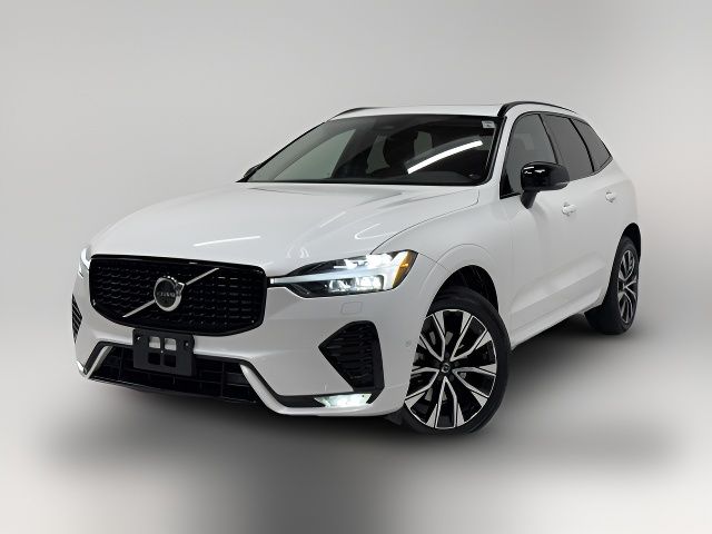 2023 Volvo XC60 Plus Dark Theme