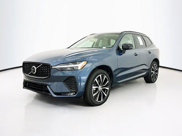 2023 Volvo XC60 Plus Dark Theme