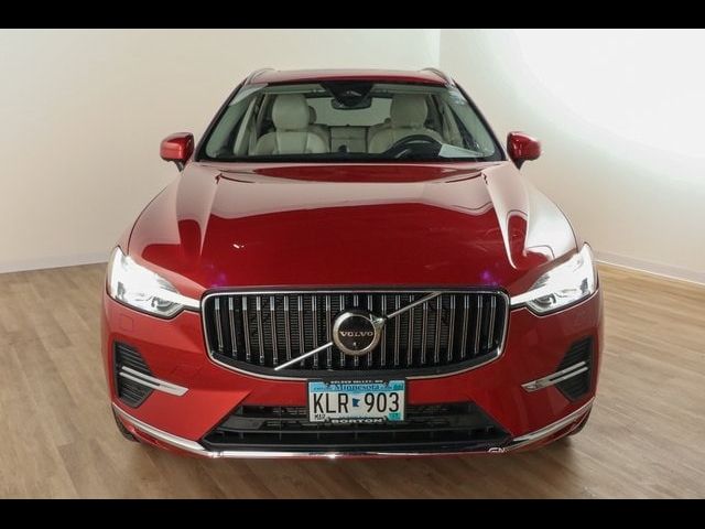 2023 Volvo XC60 Ultimate Bright Theme