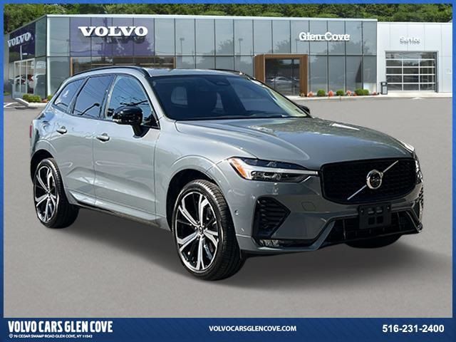 2023 Volvo XC60 Ultimate Dark Theme