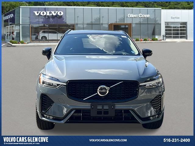 2023 Volvo XC60 Ultimate Dark Theme