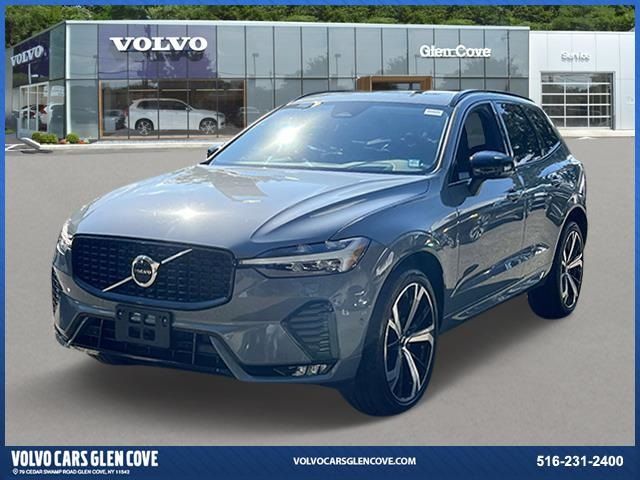 2023 Volvo XC60 Ultimate Dark Theme