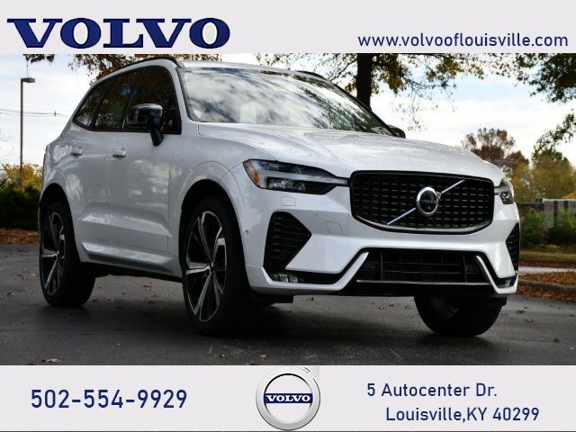 2023 Volvo XC60 Ultimate Dark Theme