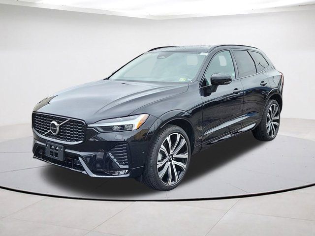 2023 Volvo XC60 Ultimate Dark Theme