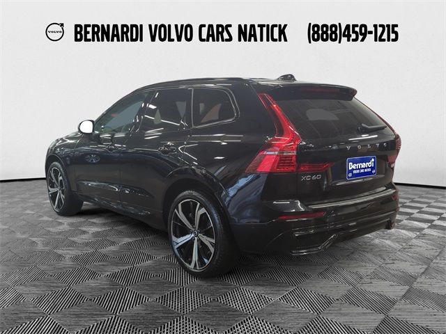 2023 Volvo XC60 Ultimate Dark Theme