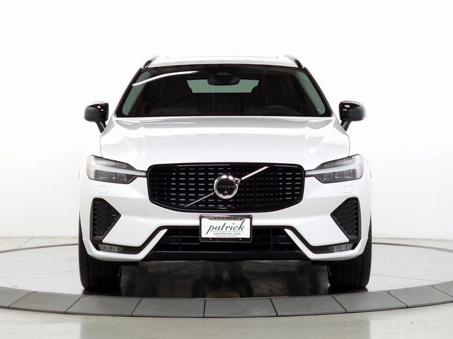 2023 Volvo XC60 Ultimate Dark Theme