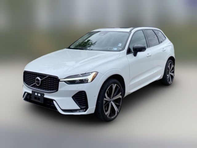 2023 Volvo XC60 Ultimate Dark Theme