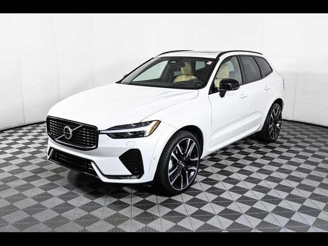 2023 Volvo XC60 Ultimate Dark Theme