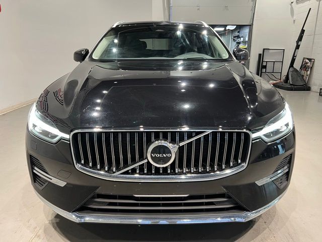 2023 Volvo XC60 Ultimate Bright Theme