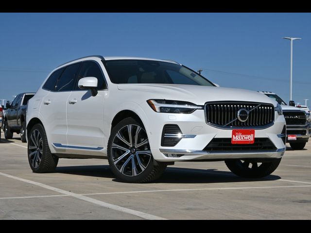 2023 Volvo XC60 Ultimate Bright Theme