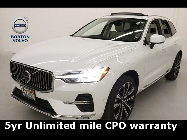 2023 Volvo XC60 Ultimate Bright Theme