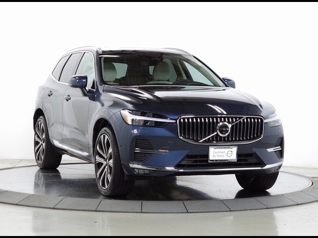 2023 Volvo XC60 Ultimate Bright Theme