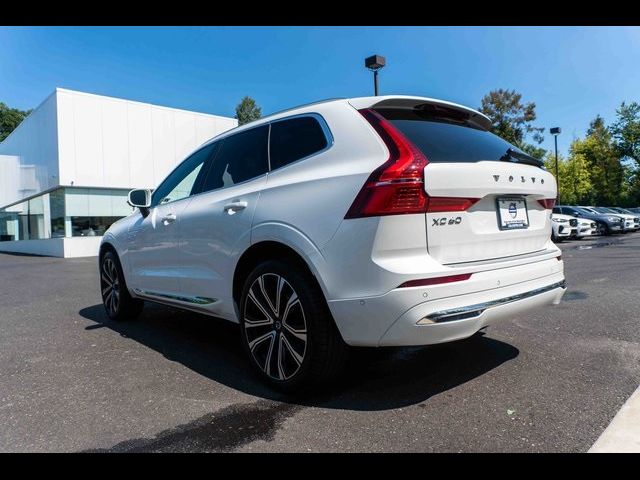 2023 Volvo XC60 Ultimate Bright Theme