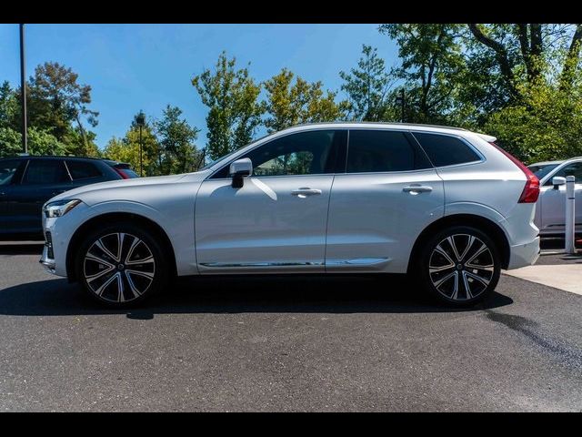 2023 Volvo XC60 Ultimate Bright Theme