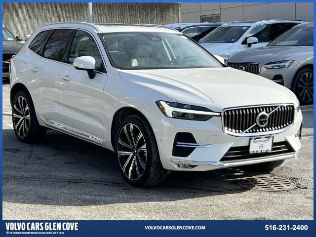 2023 Volvo XC60 Ultimate Bright Theme