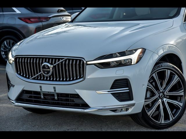 2023 Volvo XC60 Ultimate Bright Theme