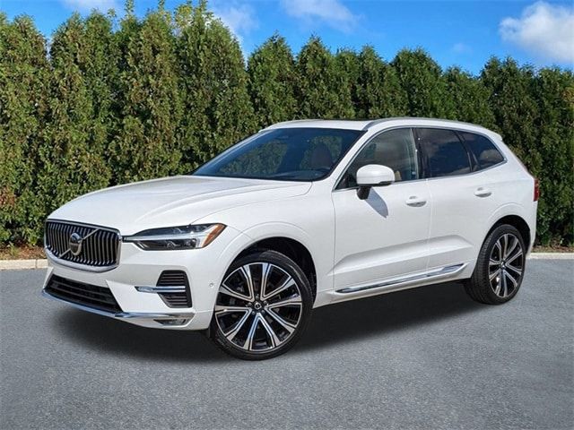 2023 Volvo XC60 Ultimate Bright Theme