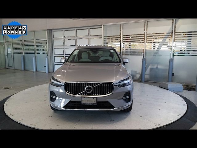 2023 Volvo XC60 Ultimate Bright Theme