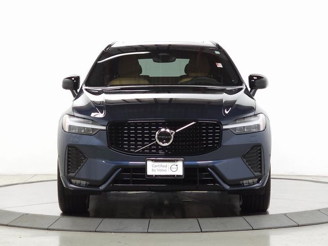 2023 Volvo XC60 Ultimate Dark Theme