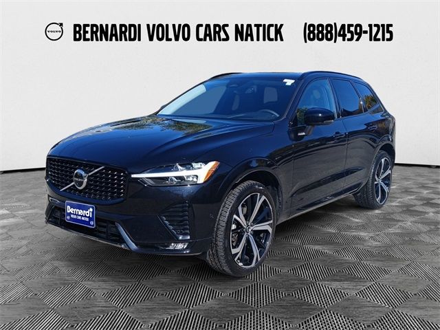 2023 Volvo XC60 Ultimate Dark Theme