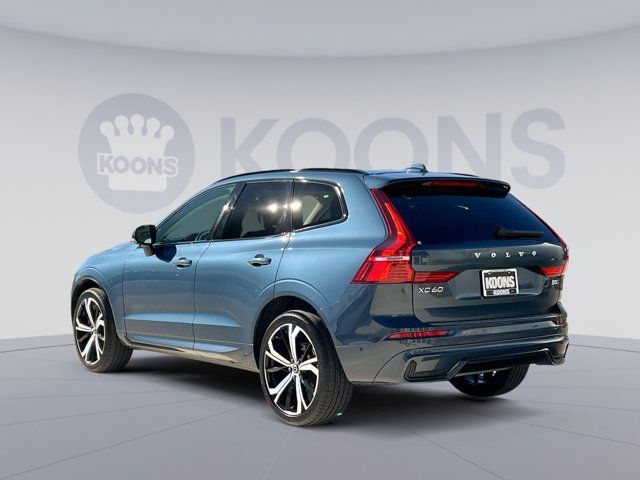 2023 Volvo XC60 Ultimate Dark Theme