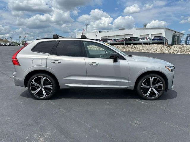 2023 Volvo XC60 Ultimate Dark Theme