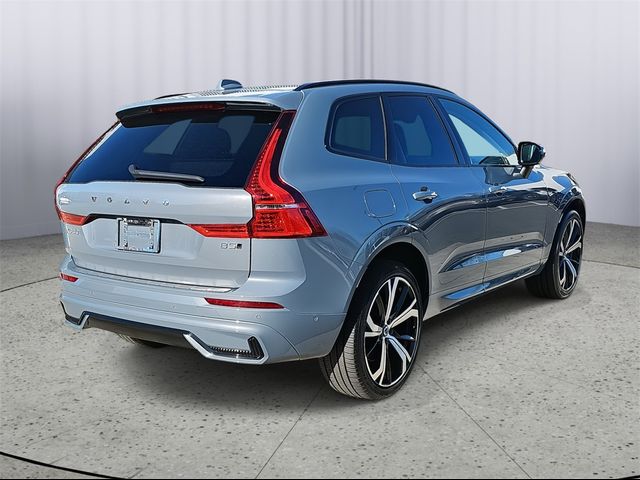 2023 Volvo XC60 Ultimate Dark Theme