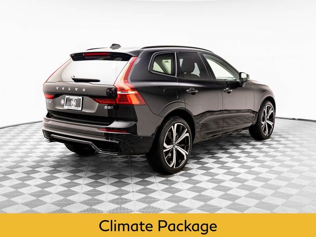 2023 Volvo XC60 Ultimate Dark Theme