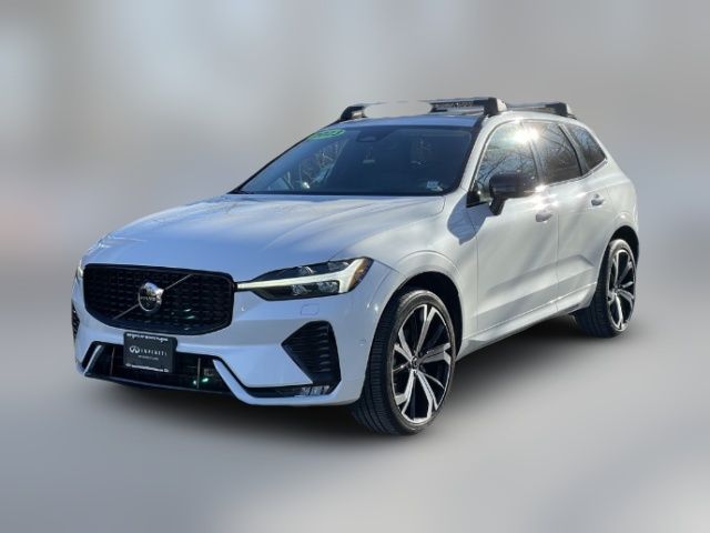 2023 Volvo XC60 Ultimate Dark Theme