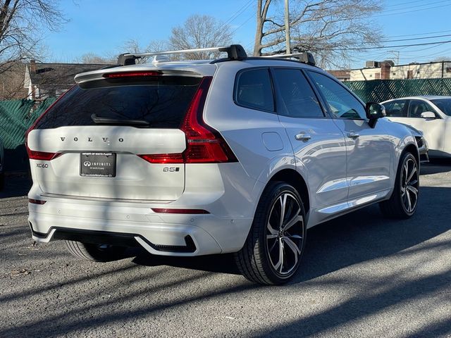 2023 Volvo XC60 Ultimate Dark Theme